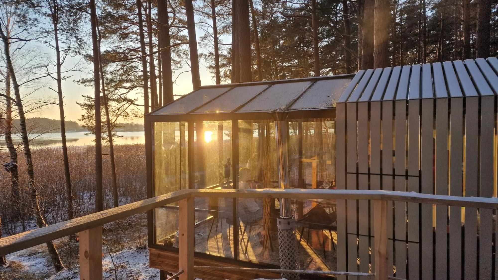 Gaujaclub - Our Bose And Bang&Olufsen Lofts On A Lake Gauja (Carnikava) Exterior foto